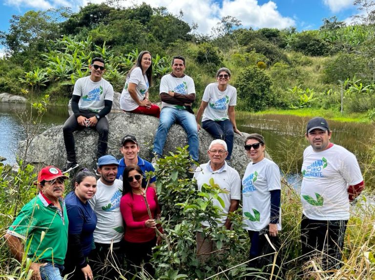 Junho Ambiental: CBH Litoral e parceiros realizam limpeza e revitalização da nascente do Rio Mundaú em Uruburetama