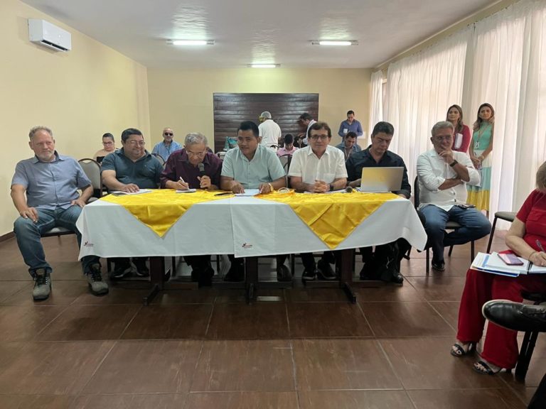 Diretoria do Comitê do Litoral participa da 4ª Reunião Ordinária do Fórum Cearense de Comitês de Bacias Hidrográficas