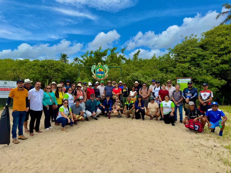 Fórum Cearense de Comitês de Bacias realiza visita técnica ao Projeto “Amigos do Mar”, em Aquiraz.