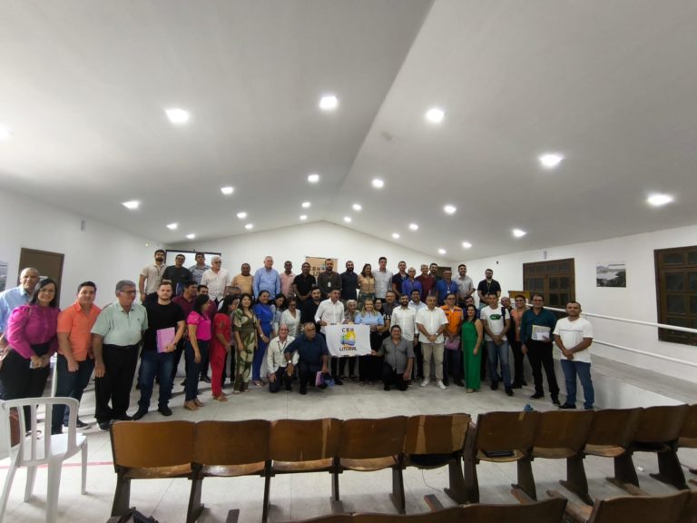 Sistema dos Recursos Hídricos se reúne com Comitê da Bacia do Litoral em Itapipoca 